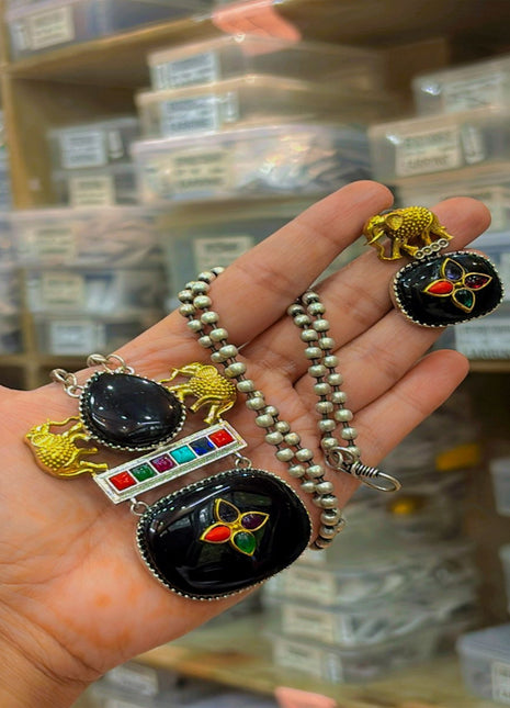 Oxidised Set with Versitile Stone Colors