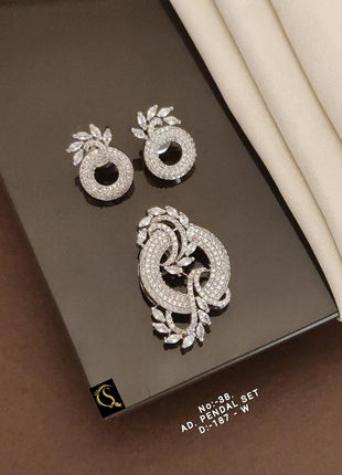 Designer Loop Pendant Set