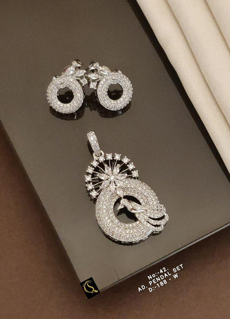 Bird & Starburst Pendant Set