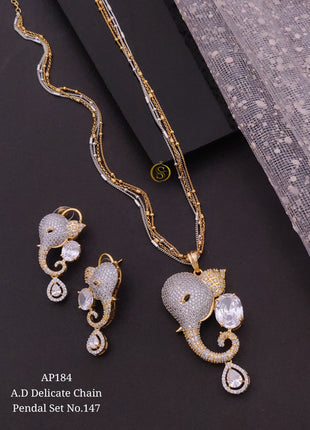 Ganesha Motif Pendant Set with Dual-Tone Chain