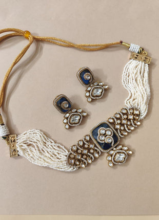 Traditional Monsonite Choker with White Moti