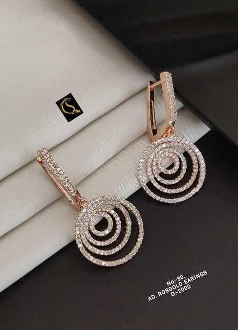 Belle Curve Earrings