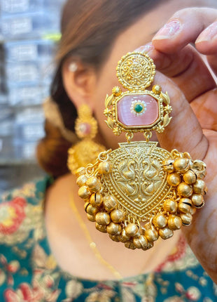 Kundan Chandbalis with Earrings