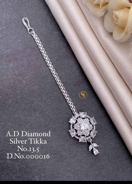 Oxidized Silver Leaf Design Maang Tikka