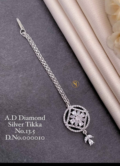 Oxidized Mirror Work Maang Tikka