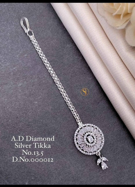 Elegant American Diamond Passa