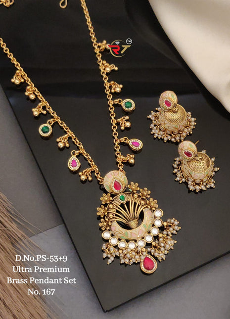 Intricate Filigree Pendant Set in Gold Tone