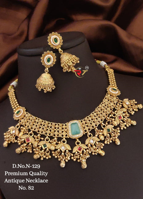 Blue Crystal Leaf-Shaped Pendant Set with Earrings