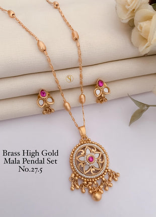 Antique Gold Pendant Set with Temple Design