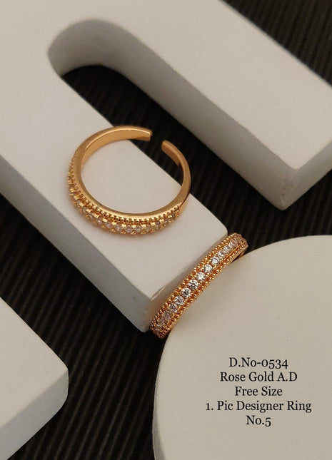 Classic Floral Dome-Shaped Ring