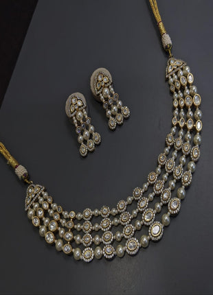 Gold-Plated Kundan Pendant Set with Earrings – Perfect for Wedding Wear