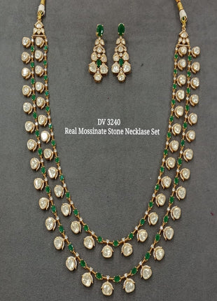 Simple Gold-Plated Pendant Set with Stud Earrings – Ideal for Office Wear