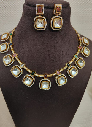 Gold-Plated Kundan Pendant Set with Floral Design – Perfect for Wedding Wear