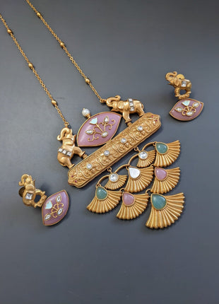 Boho Pendant Set with Earrings – Ideal for Festival Wear