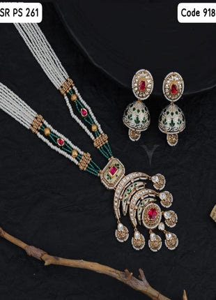 Statement Kundan Pendant Set in Green and Gold – Perfect for Wedding Wear