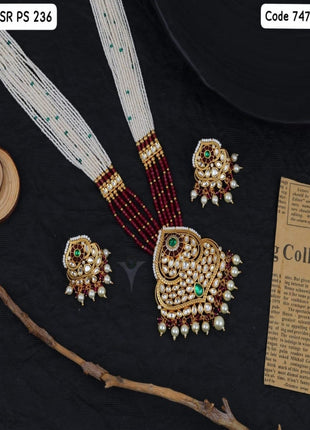 Traditional Gold-Tone Pendant Set with Pearl Details – Ideal for Festival Wear