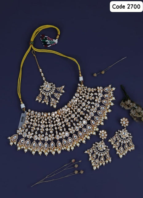 Regal Cluster Pearl Choker Set