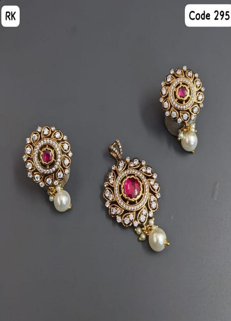 Monzonite Ruby Layered Set