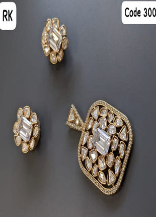 Monzonite Floral Pearl Choker