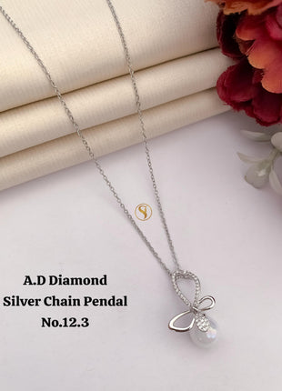 Elegant Loop Silver Pendant
