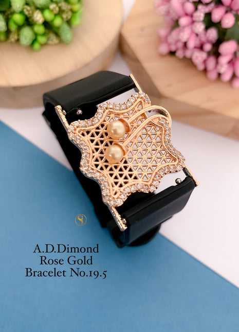 Silver Bracelet with Bird Design