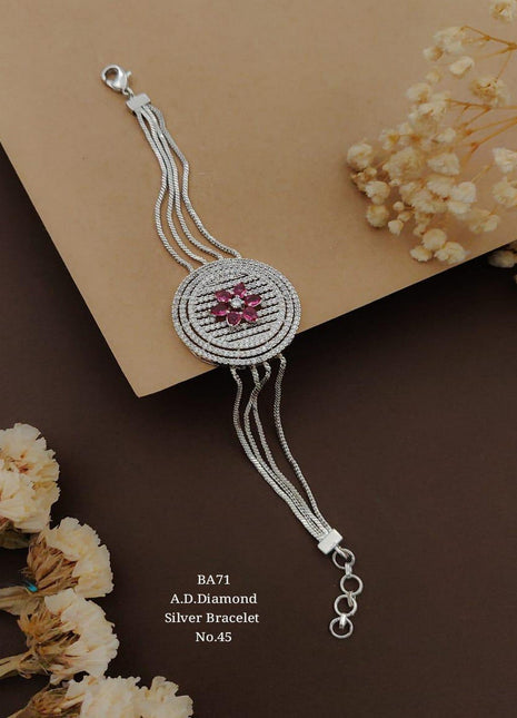 Carved Chain Bracelet