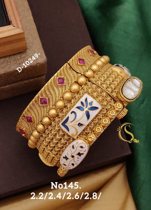 Antique Kundan Floral Bangle with Ruby