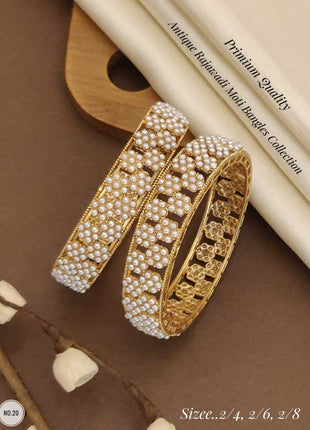 Kundan Traditional Bangles with Red Accents