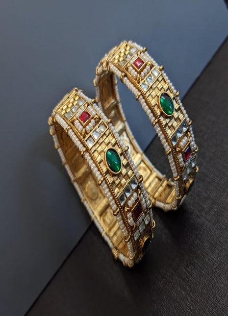 Kundan Studded Dual-Tone Bracelet